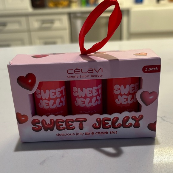 Célavi Sweet Jelly Lip & Cheek Tint Set - Vibrant Red - Picture 4 of 4